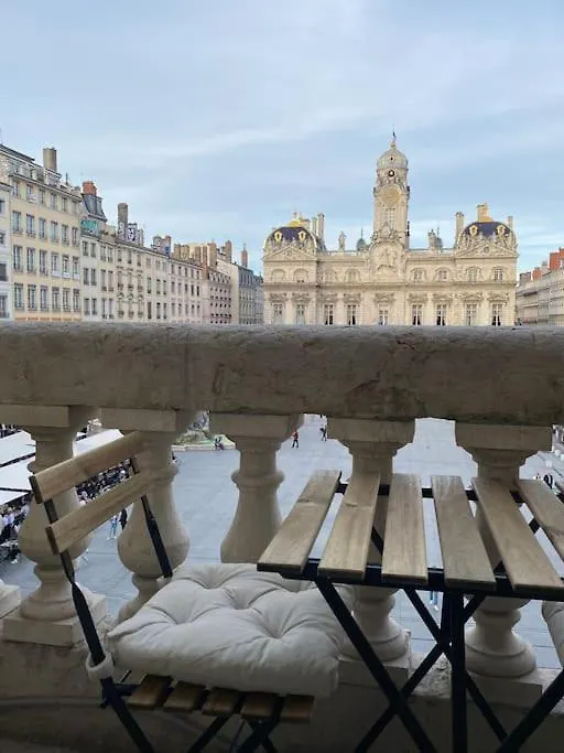 Grand Balcon Place Des Terreaux Lyon